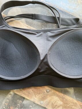 lululemon athletica Black Wireless Lightly Padded Bra
